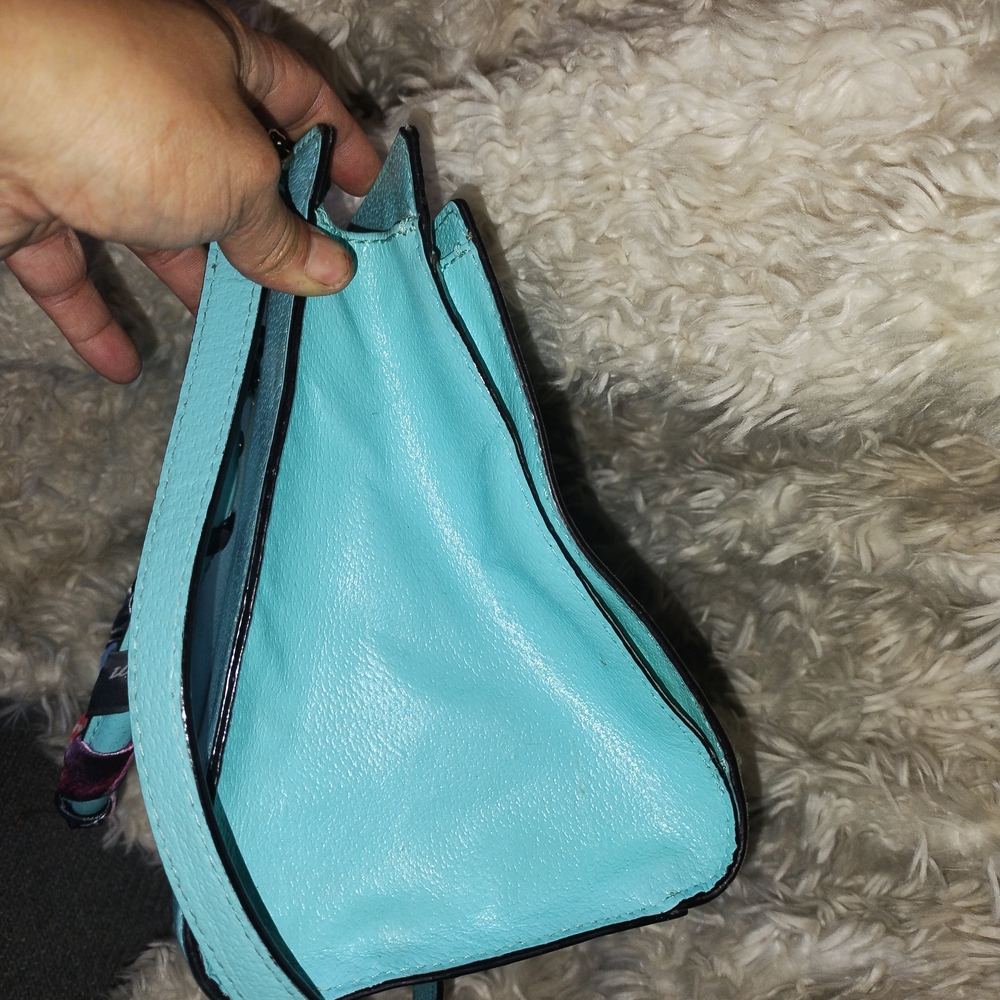 Kate Spade Purse - Picture 4 of 10